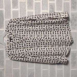 Talbots Women's Lightweight V-Neck Blouse with Skeleton Key Design Size Medium